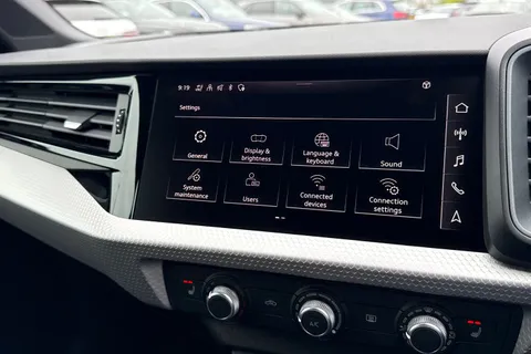 Audi A1 1.5 TFSI 35 Black Edition Sportback S Tronic Euro 6 (s/s) 5dr Thumbnail #44