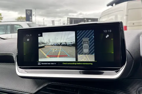 DC22HUZ PEUGEOT 2008 1.2 PureTech GT EAT Euro 6 (s/s) 5dr Thumbnail #51