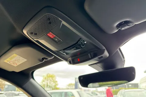 DC22HUZ PEUGEOT 2008 1.2 PureTech GT EAT Euro 6 (s/s) 5dr Thumbnail #55