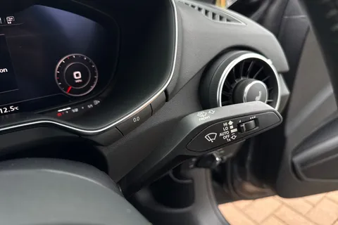 BG22RBY Audi TT Coup- Black Edition 40 TFSI  197 PS S tronic Thumbnail #43