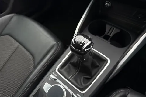 23 of 66 for Audi Q2 S line 35 TFSI 150 PS 6-speed