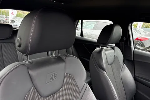 24 of 66 for Audi Q2 S line 35 TFSI 150 PS 6-speed