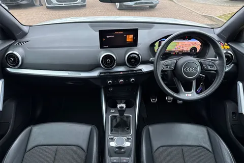 25 of 66 for Audi Q2 S line 35 TFSI 150 PS 6-speed