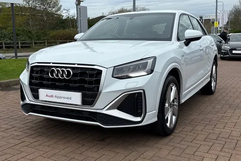 26 of 66 for Audi Q2 S line 35 TFSI 150 PS 6-speed