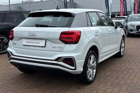 27 of 66 for Audi Q2 S line 35 TFSI 150 PS 6-speed