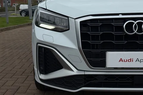 29 of 66 for Audi Q2 S line 35 TFSI 150 PS 6-speed