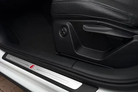 32 of 66 for Audi Q2 S line 35 TFSI 150 PS 6-speed