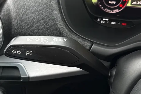 42 of 66 for Audi Q2 S line 35 TFSI 150 PS 6-speed