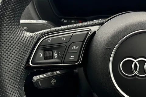 48 of 66 for Audi Q2 S line 35 TFSI 150 PS 6-speed