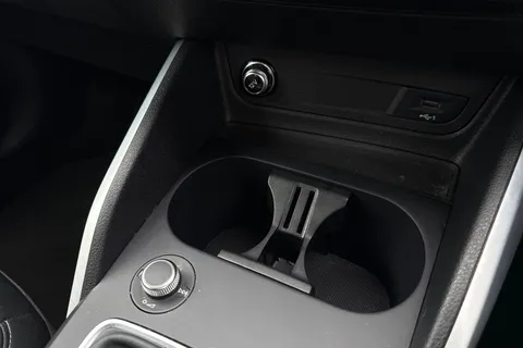 59 of 66 for Audi Q2 S line 35 TFSI 150 PS 6-speed