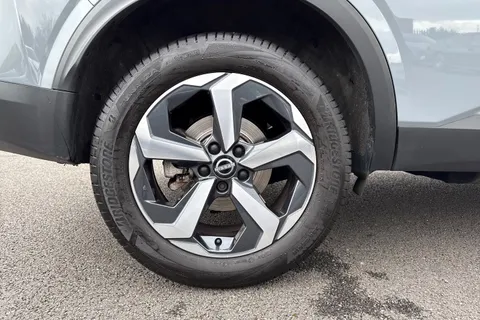 MJ23JXB Nissan Qashqai 1.3 DIG-T MHEV N-Connecta XTRON Euro 6 (s/s) 5dr Thumbnail #12