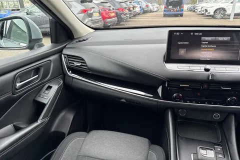 MJ23JXB Nissan Qashqai 1.3 DIG-T MHEV N-Connecta XTRON Euro 6 (s/s) 5dr Thumbnail #21