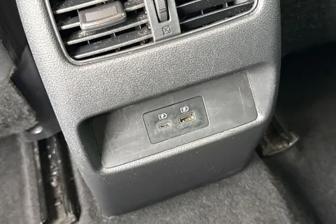 MJ23JXB Nissan Qashqai 1.3 DIG-T MHEV N-Connecta XTRON Euro 6 (s/s) 5dr Thumbnail #37