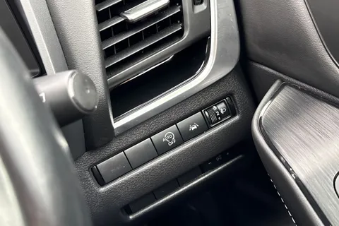 MJ23JXB Nissan Qashqai 1.3 DIG-T MHEV N-Connecta XTRON Euro 6 (s/s) 5dr Thumbnail #41