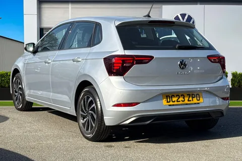 DC23ZPO Volkswagen Polo 1.0 Life 5dr Thumbnail #2