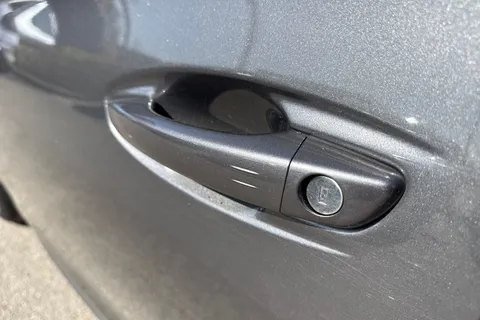 KV69JHO PEUGEOT 508 SW 1.5 BlueHDi Allure EAT Euro 6 (s/s) 5dr Thumbnail #27