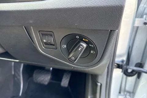 DA68VUF Volkswagen Polo 1.0 TSI 95 SE 5dr DSG | Parking Sensors Front And Rear | App Connect Thumbnail #29