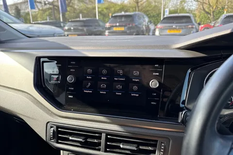 DA68VUF Volkswagen Polo 1.0 TSI 95 SE 5dr DSG | Parking Sensors Front And Rear | App Connect Thumbnail #32