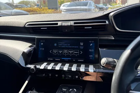 KV69JHO PEUGEOT 508 SW 1.5 BlueHDi Allure EAT Euro 6 (s/s) 5dr Thumbnail #35