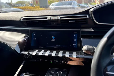 KV69JHO PEUGEOT 508 SW 1.5 BlueHDi Allure EAT Euro 6 (s/s) 5dr Thumbnail #36