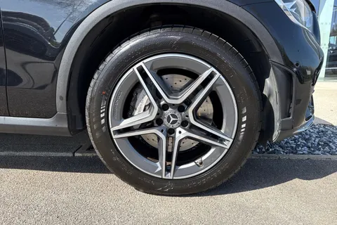 WG20FNO Mercedes-Benz Glc 2.0 GLC300 MHEV AMG Line Coupe G-Tronic+ 4MATIC Euro 6 (s/s) 5dr Thumbnail #14