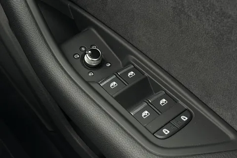 GX24XCL Audi A4 Avant Avant S line 40 TFSI  204 PS S tronic Thumbnail #39