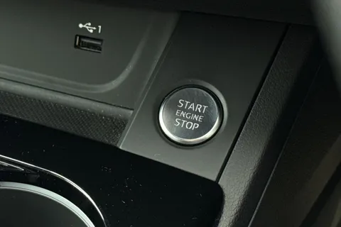 GX24XCL Audi A4 Avant Avant S line 40 TFSI  204 PS S tronic Thumbnail #43