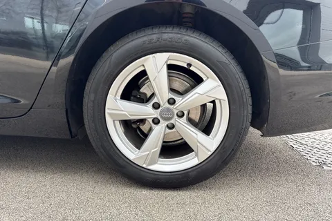 11 of 41 for Audi A6 Saloon 2.0 TDI 40 Sport S Tronic Euro 6 (s/s) 4dr