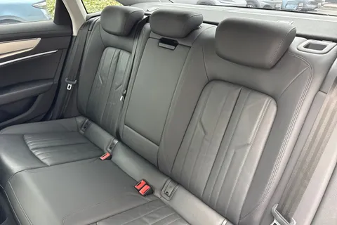 19 of 41 for Audi A6 Saloon 2.0 TDI 40 Sport S Tronic Euro 6 (s/s) 4dr