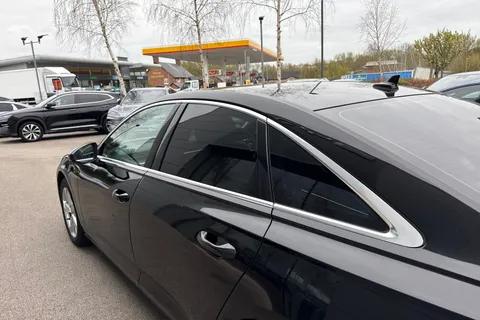 28 of 41 for Audi A6 Saloon 2.0 TDI 40 Sport S Tronic Euro 6 (s/s) 4dr