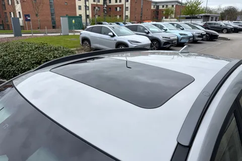 GJ23RWU Hyundai Kona 64kWh Ultimate Auto 5dr (10.5kW Charger) Thumbnail #28