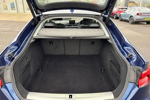 OE17WKB Audi A5 2.0 TDI ultra SE Sportback Euro 6 (s/s) 5dr Thumbnail #8