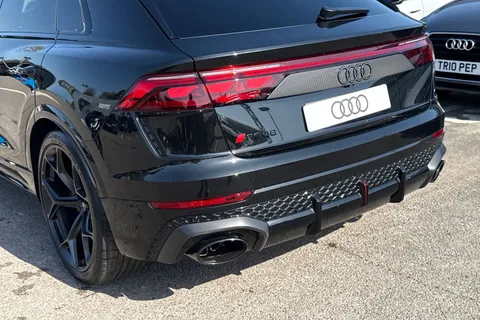  Audi RS Q8 4.0 TFSI V8 Performance Carbon Vorsprung Tiptronic quattro Euro 6 (s/s) 5dr Thumbnail #8