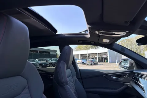 Audi RS Q8 4.0 TFSI V8 Performance Carbon Vorsprung Tiptronic quattro Euro 6 (s/s) 5dr Thumbnail #26