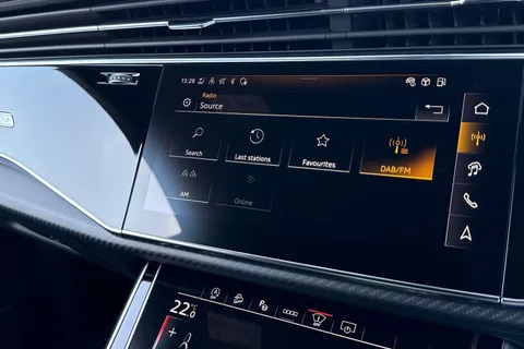  Audi RS Q8 4.0 TFSI V8 Performance Carbon Vorsprung Tiptronic quattro Euro 6 (s/s) 5dr Thumbnail #40