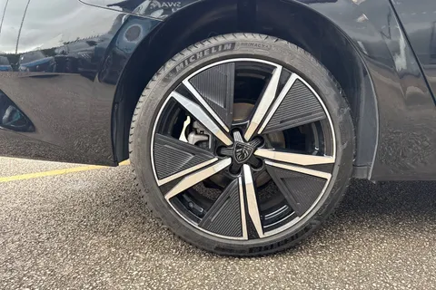 KM25WAU PEUGEOT 308 SW 1.2 HYBRID GT e-DSC6 Euro 6 (s/s) 5dr Thumbnail #11