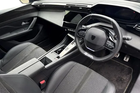 KM25WAU PEUGEOT 308 SW 1.2 HYBRID GT e-DSC6 Euro 6 (s/s) 5dr Thumbnail #14