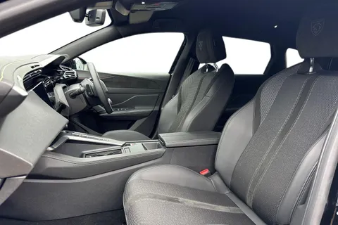 KM25WAU PEUGEOT 308 SW 1.2 HYBRID GT e-DSC6 Euro 6 (s/s) 5dr Thumbnail #16