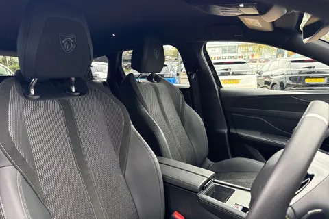 KM25WAU PEUGEOT 308 SW 1.2 HYBRID GT e-DSC6 Euro 6 (s/s) 5dr Thumbnail #24