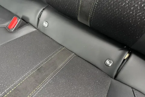 KM25WAU PEUGEOT 308 SW 1.2 HYBRID GT e-DSC6 Euro 6 (s/s) 5dr Thumbnail #35