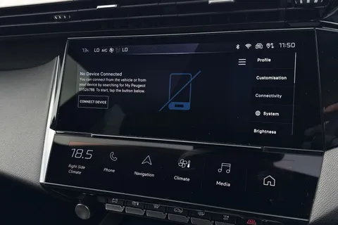 KM25WAU PEUGEOT 308 SW 1.2 HYBRID GT e-DSC6 Euro 6 (s/s) 5dr Thumbnail #50