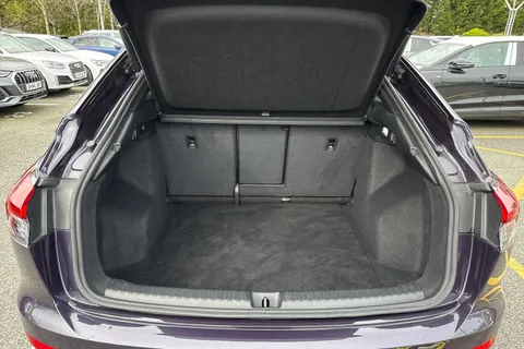 KM74OEX Audi Q4 e-tron Q4 Sportback S line 45 e-tron  210,00 kW Thumbnail #7