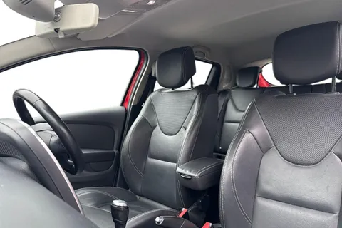 HY18VBJ Renault Clio 0.9 TCe Signature Nav Euro 6 (s/s) 5dr Thumbnail #11