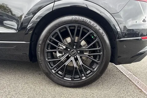 12 of 62 for Audi Q8 3.0 TDI V6 Black Edition Tiptronic quattro Euro 6 (s/s) 5dr