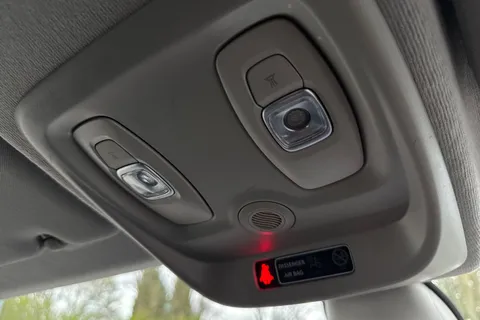 HY18VBJ Renault Clio 0.9 TCe Signature Nav Euro 6 (s/s) 5dr Thumbnail #37