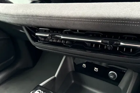  Audi Q6 E-Tron 100kWh Performance Black Edition Auto 5dr Thumbnail #50