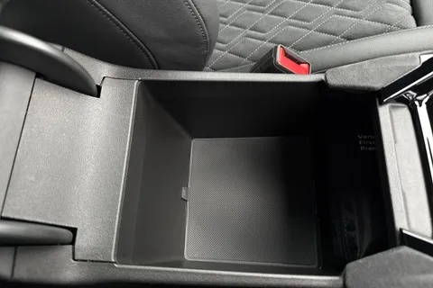  Audi Q6 E-Tron 100kWh Performance Black Edition Auto 5dr Thumbnail #54