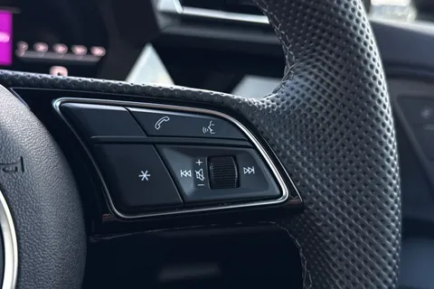 PF75JNO Audi S3 Black Edition TFSI  333 PS S tronic Thumbnail #36