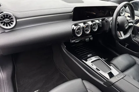 KM73TKU Mercedes-Benz Cla Class 1.3 CLA180h MHEV AMG Line (Premium Plus) Shooting Brake 7G-DCT Euro 6 (s/s) 5dr Thumbnail #10
