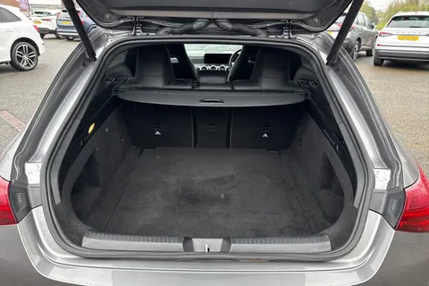 KM73TKU Mercedes-Benz Cla Class 1.3 CLA180h MHEV AMG Line (Premium Plus) Shooting Brake 7G-DCT Euro 6 (s/s) 5dr Thumbnail #11